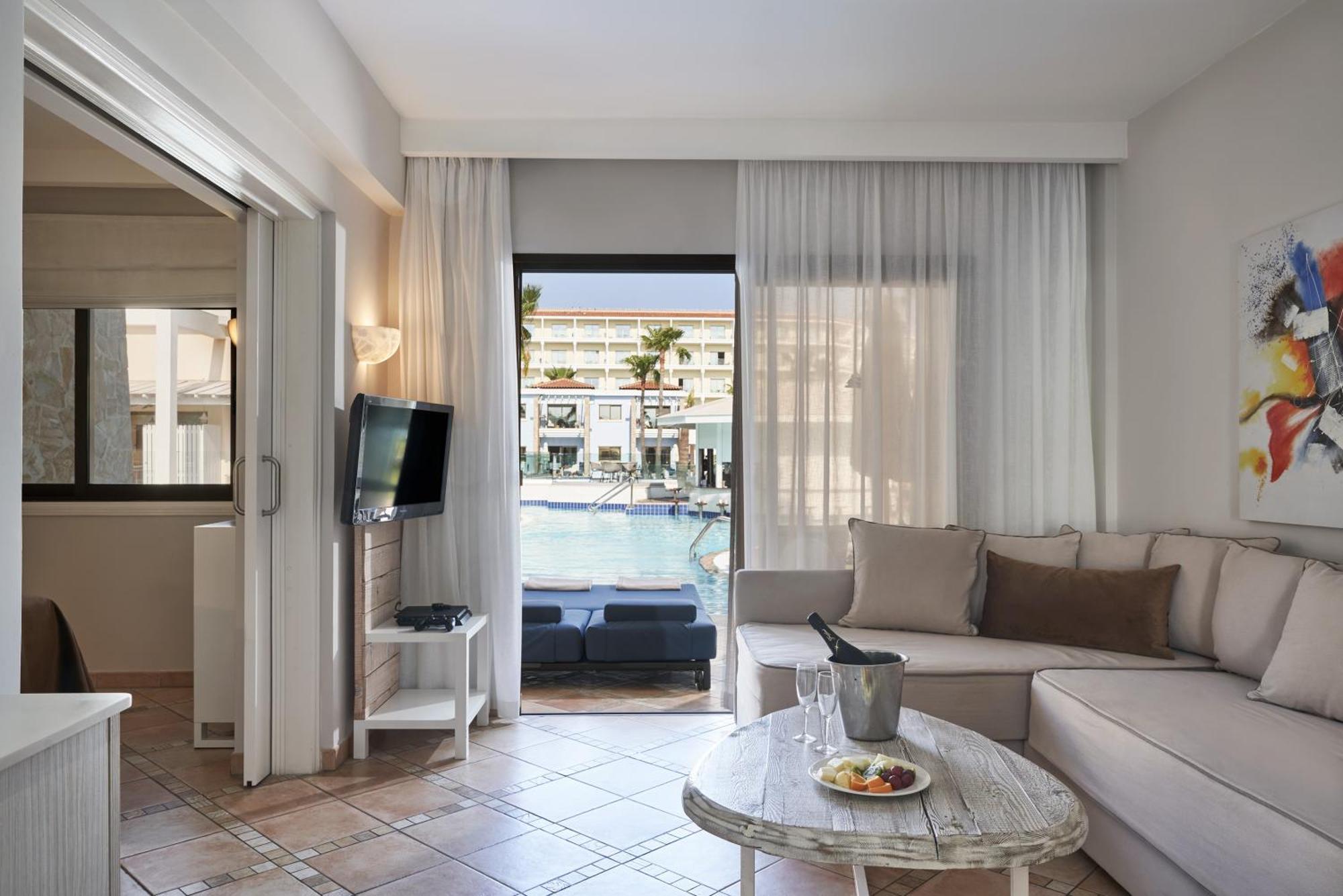 Atlantica Aeneas Resort Ayía Nápa Extérieur photo