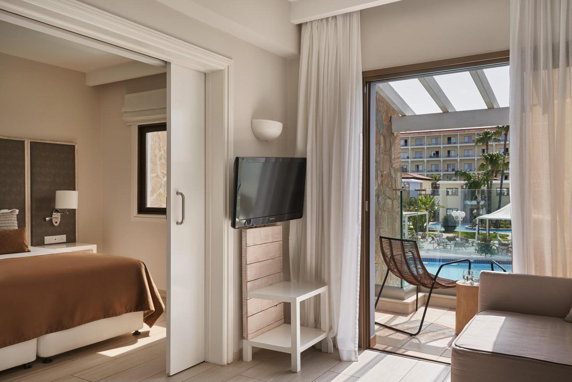 Atlantica Aeneas Resort Ayía Nápa Extérieur photo
