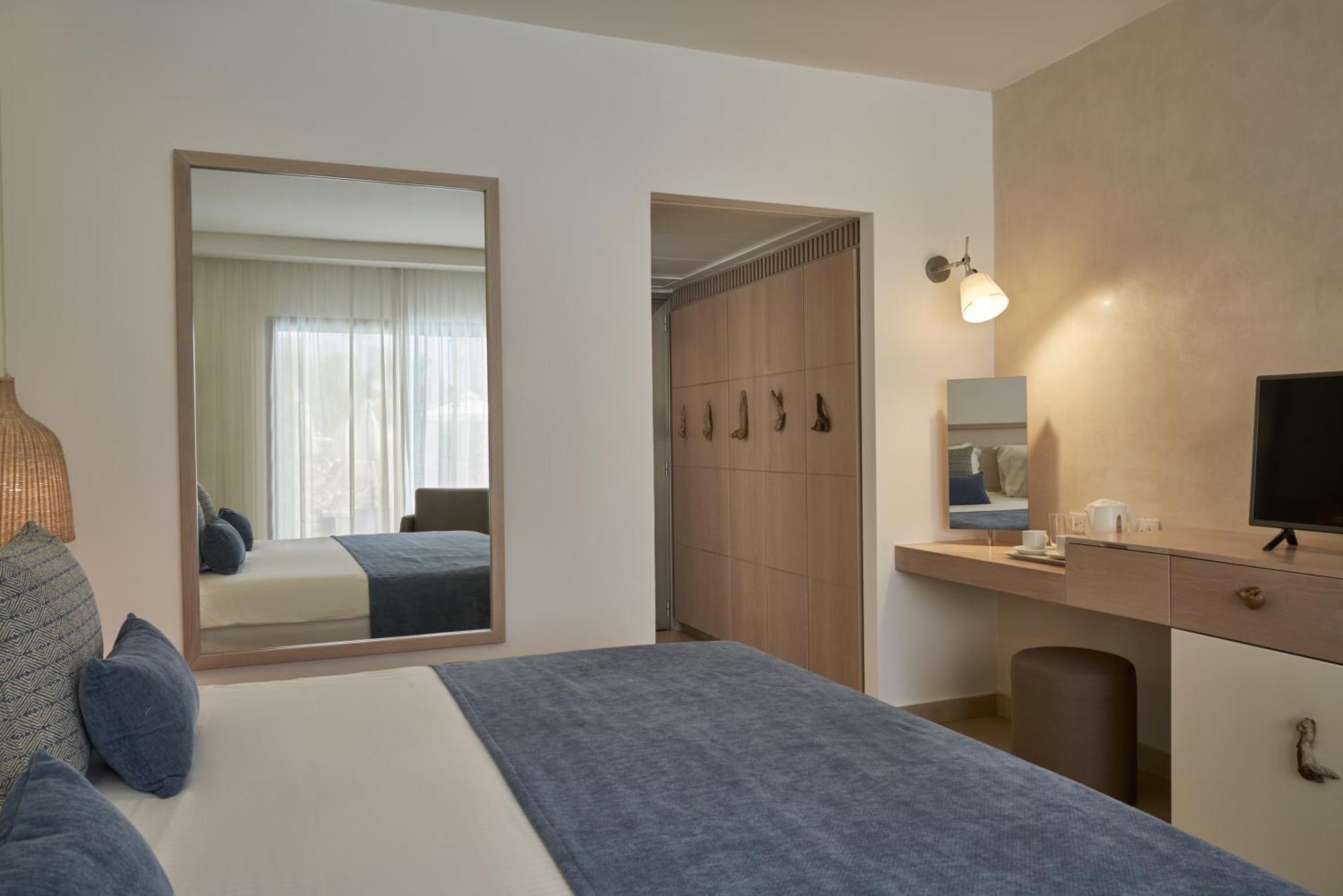 Atlantica Aeneas Resort Ayía Nápa Extérieur photo