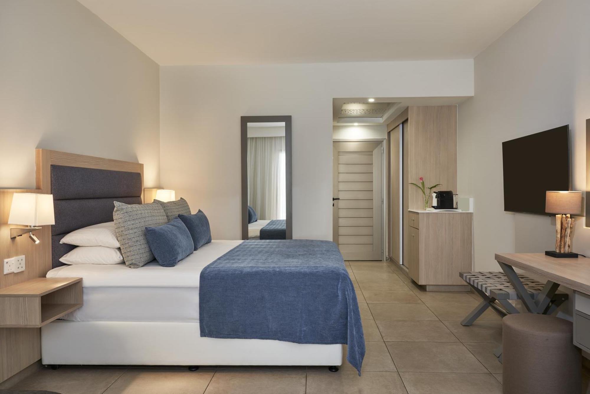 Atlantica Aeneas Resort Ayía Nápa Extérieur photo